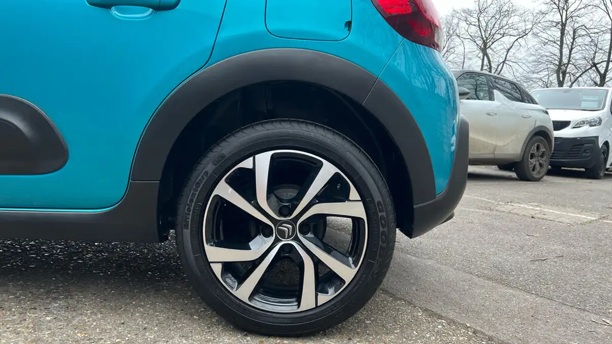 2022-citroen-c3-12-puretech-shine-plus-83ps-ss-big-15