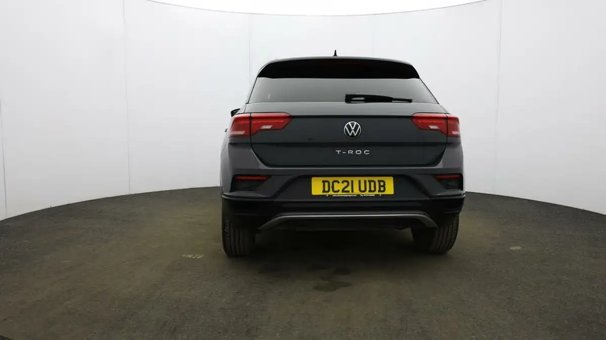 2021-volkswagen-t-roc-15-tsi-black-edition-dsg-big-5