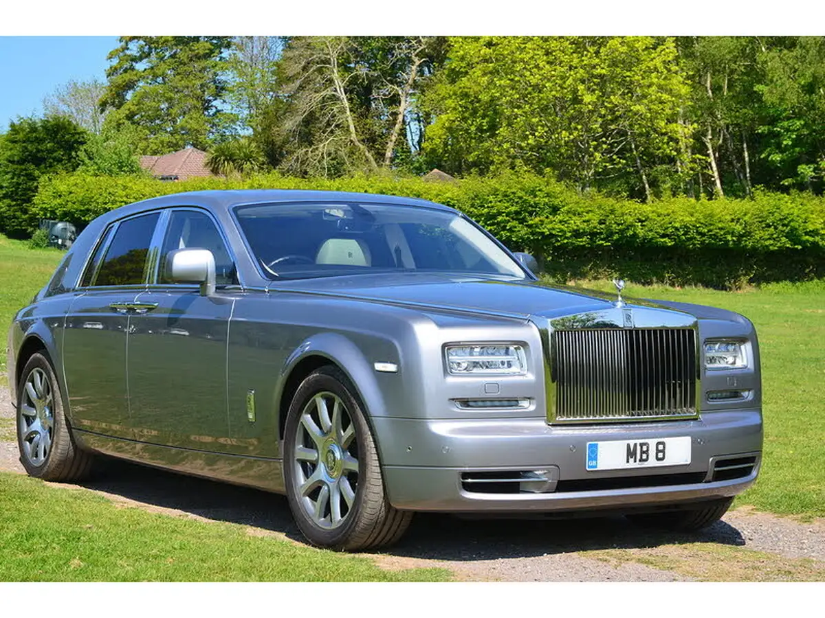 2016-rolls-royce-phantom-67-coupe-2d-big-0
