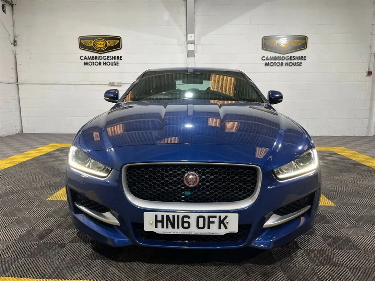 2016-jaguar-xe-20d-r-sport-180ps-auto-big-25