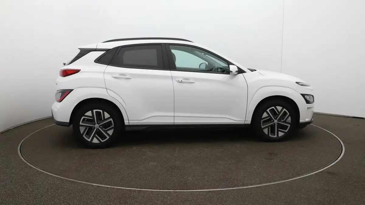 2022-hyundai-kona-e-premium-204ps-64kwh-7kw-obc-big-8