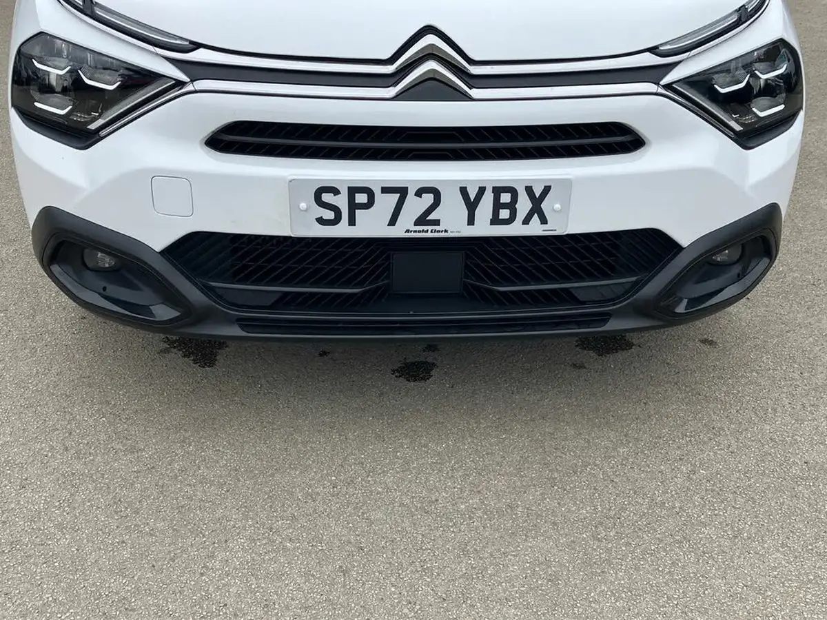 2022-citroen-c4-12-puretech-sense-big-27