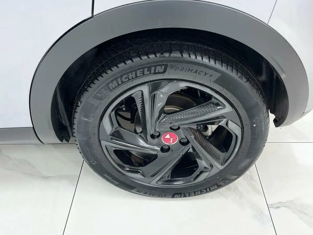 2021-ds-ds-3-crossback-e-tense-performance-line-big-13