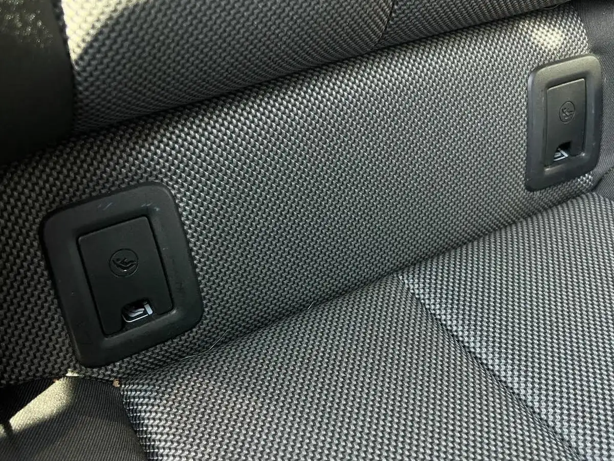 2019-audi-q2-15-35-tfsi-sport-s-tronic-big-31