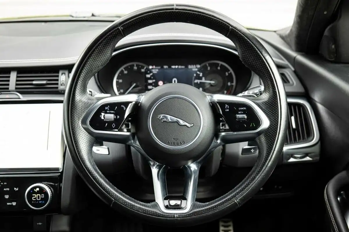 2021-jaguar-e-pace-15-p300e-r-dynamic-s-big-10