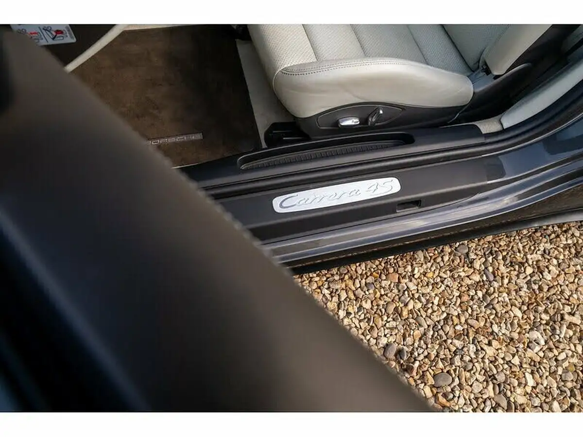 2013-porsche-911-38-carrera-4-s-cabriolet-pdk-big-30