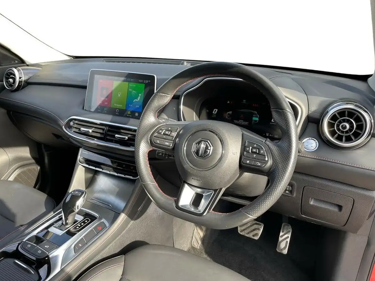 2023-mg-hs-15t-gdi-exclusive-258ps-plug-in-hybrid-auto-big-14