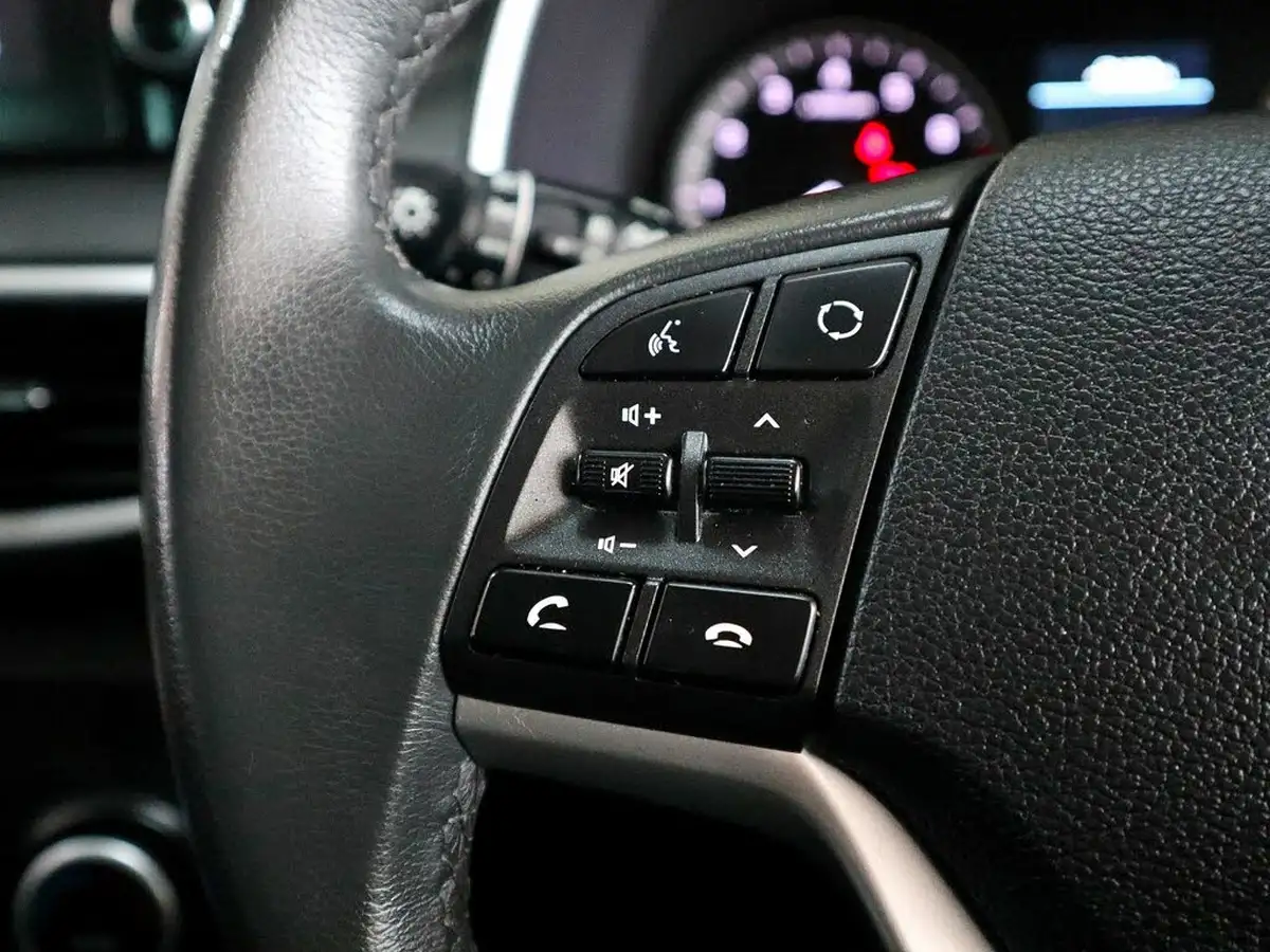 2018-hyundai-tucson-16-gdi-premium-big-35