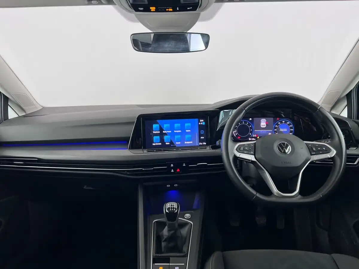 2021-volkswagen-golf-15-tsi-style-150ps-hatchback-big-9