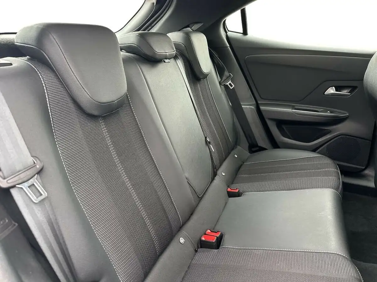 2021-vauxhall-mokka-12-elite-nav-premium-100ps-big-8