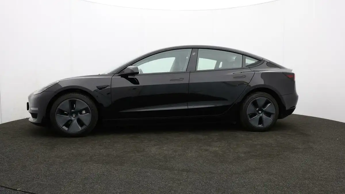 2021-tesla-model-3-e-long-range-awd-big-59