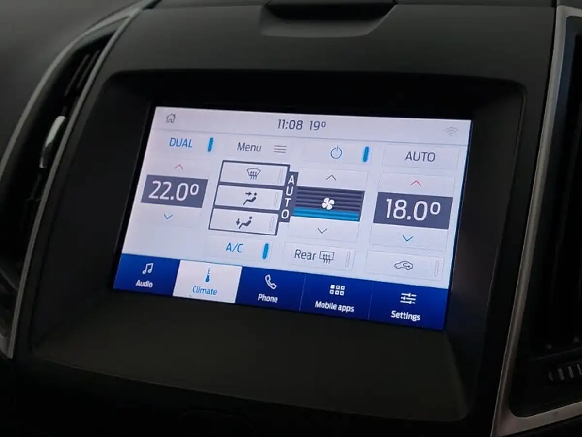 2020-ford-galaxy-20-zetec-big-14