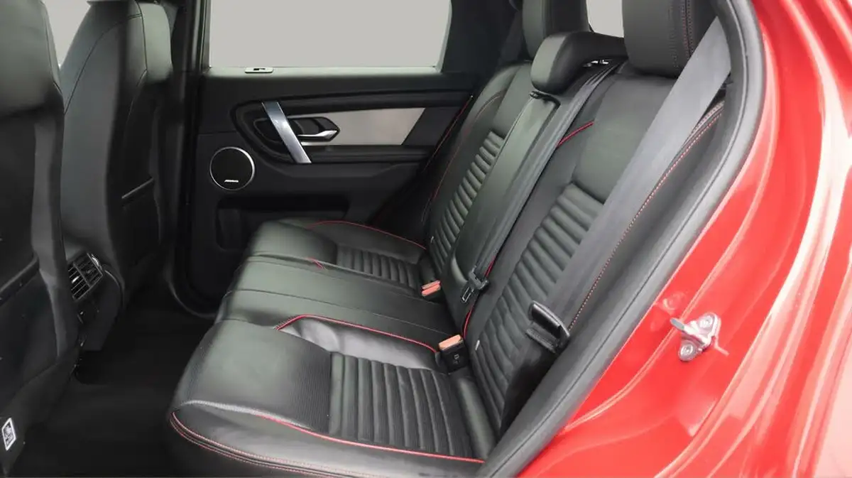 2022-land-rover-discovery-sport-20-d200-r-dynamic-se-big-16