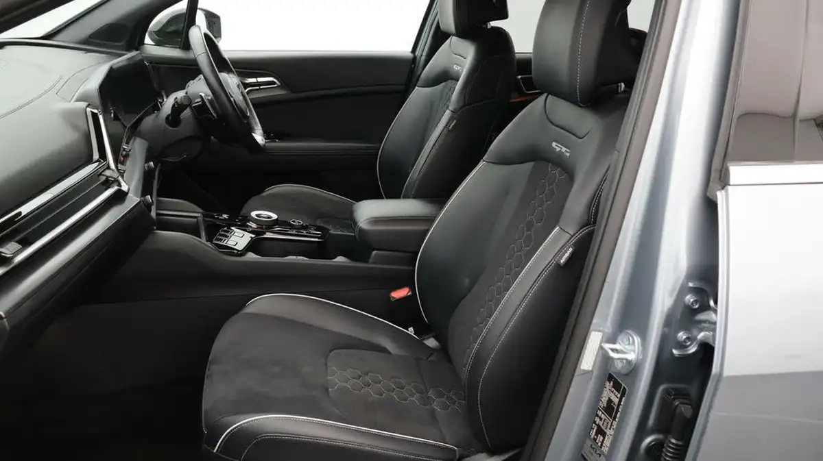 2023-kia-sportage-16crdi-gt-line-134bhp-48v-dct-big-14