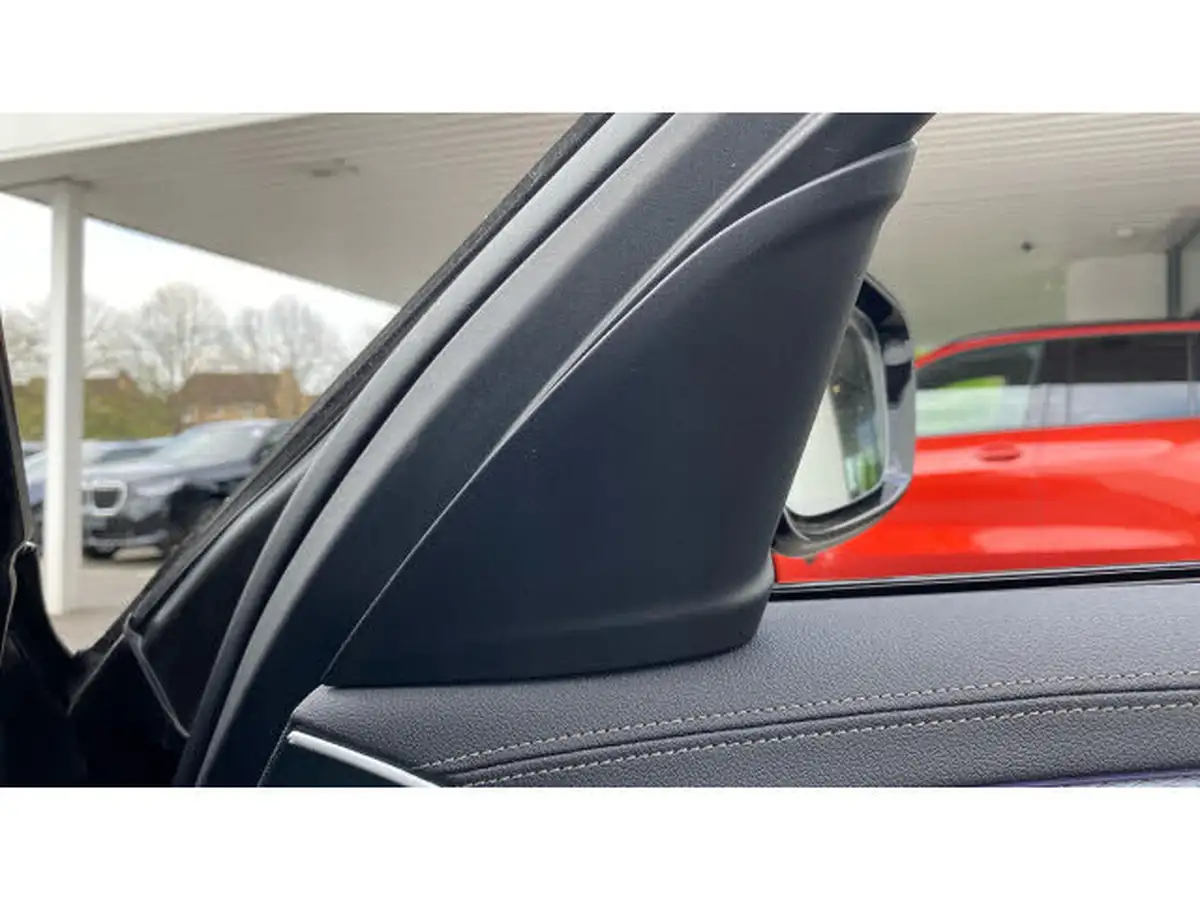 2022-bmw-5-series-20-530e-m-sport-saloon-4d-big-19
