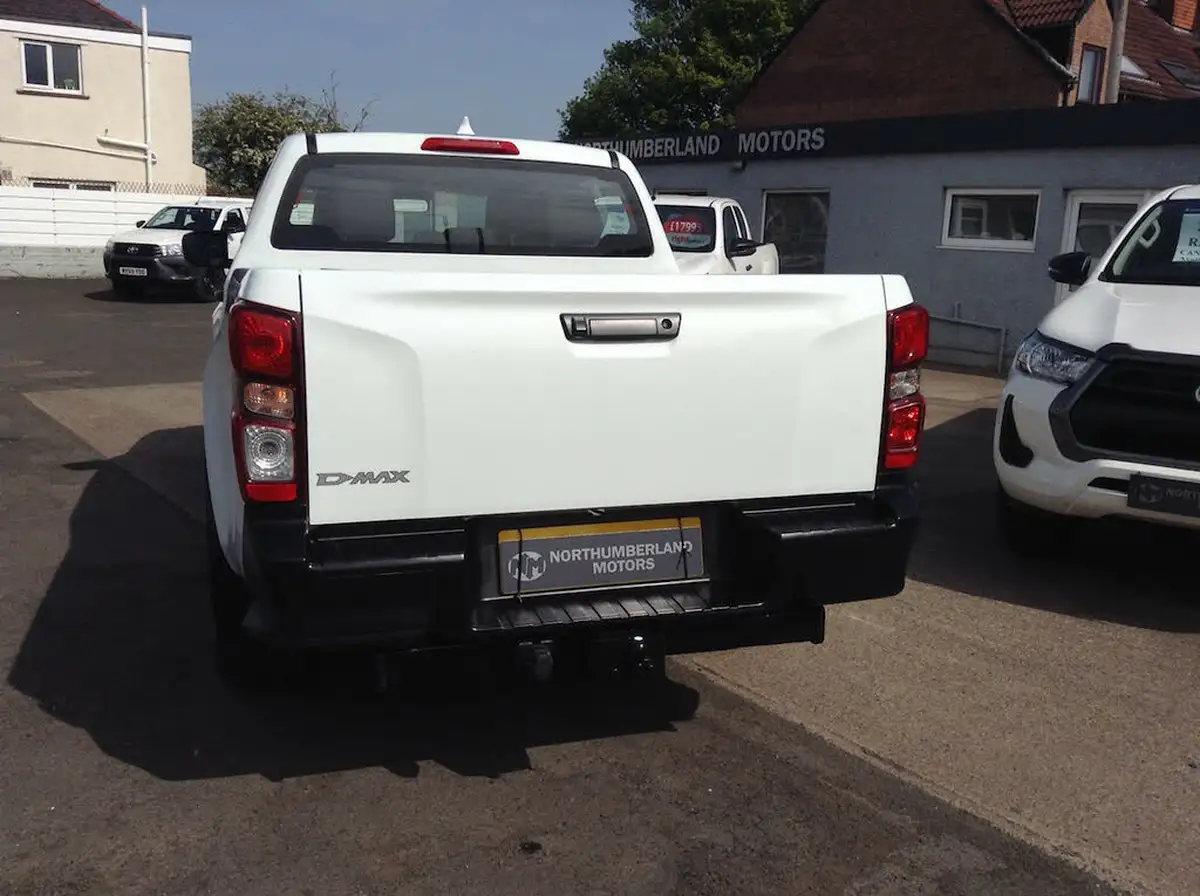 2021-isuzu-d-max-19td-utility-4x4-double-pickup-big-9
