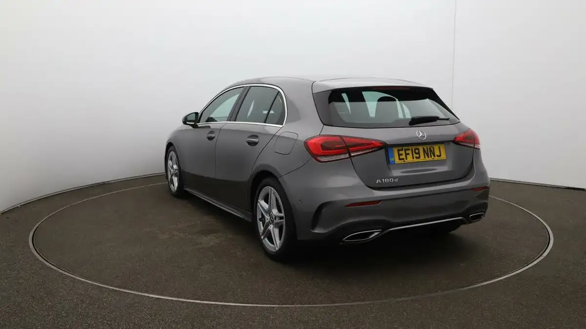 2019-mercedes-benz-a-class-15d-a180d-amg-line-executive-hatchback-5d-7g-dct-big-51