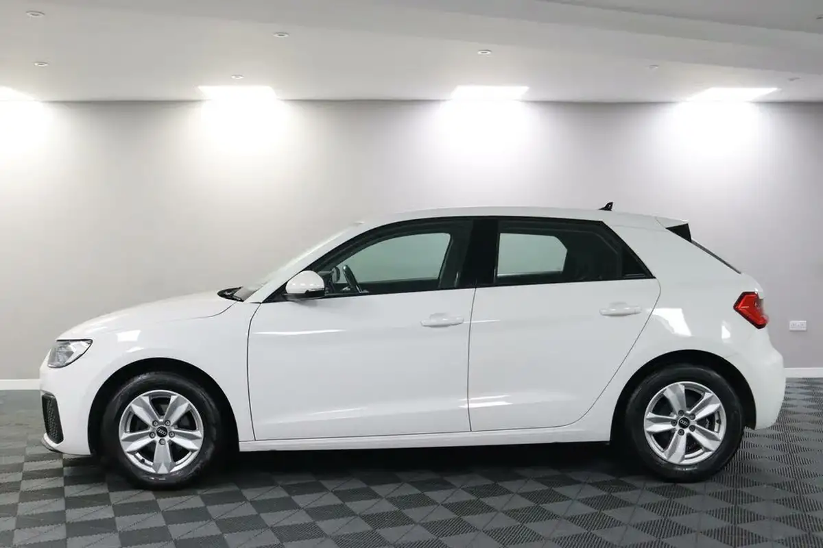 2020-audi-a1-10-25-tfsi-technik-big-13