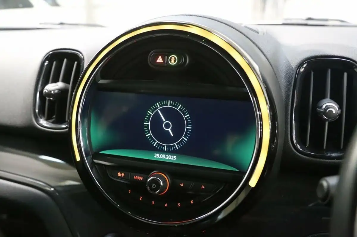 2018-mini-countryman-20td-cooper-d-jcw-chilinav-plusss-all4-big-28