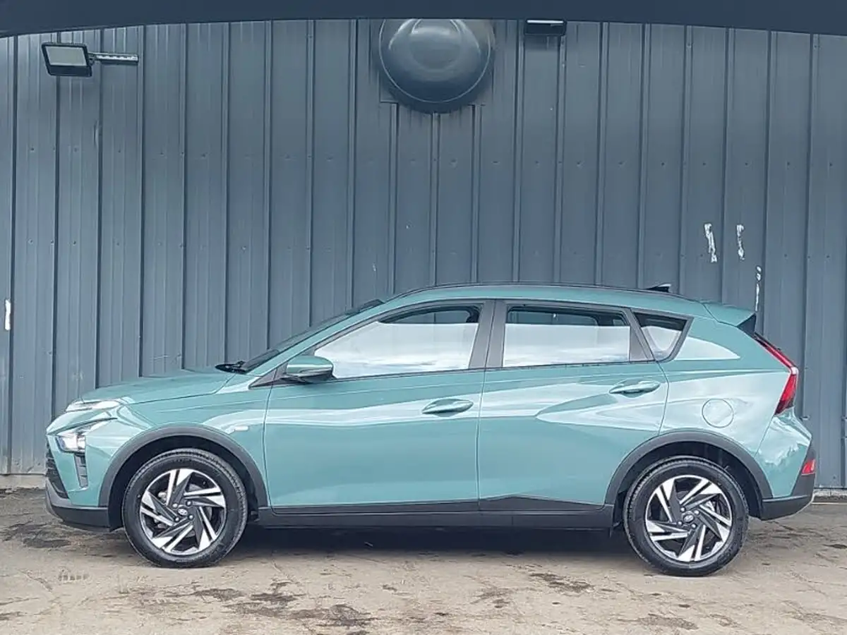 2022-hyundai-bayon-10-t-gdi-se-connect-big-3