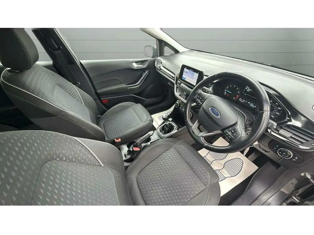 2017-ford-fiesta-10t-zetec-100ps-ecoboost-ss-5d-big-26