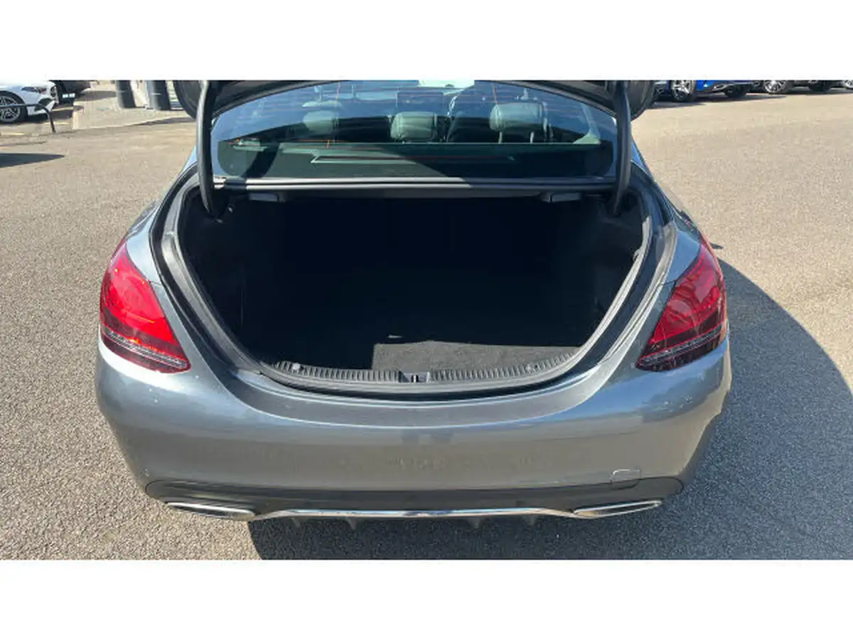 2018-mercedes-benz-c-class-15-c200-amg-line-premiumss-saloon-4d-big-3