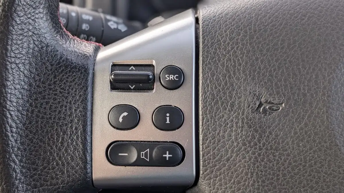 2009-nissan-note-16-tekna-auto-big-15