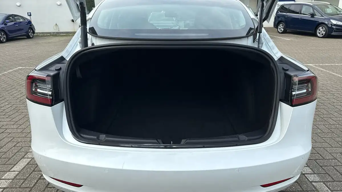 2021-tesla-model-3-e-standard-plus-big-14