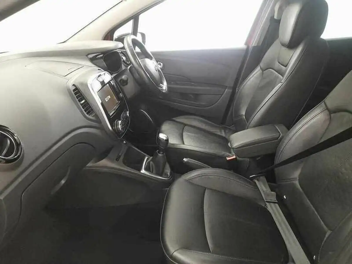 2019-renault-captur-15dci-gt-line-big-14