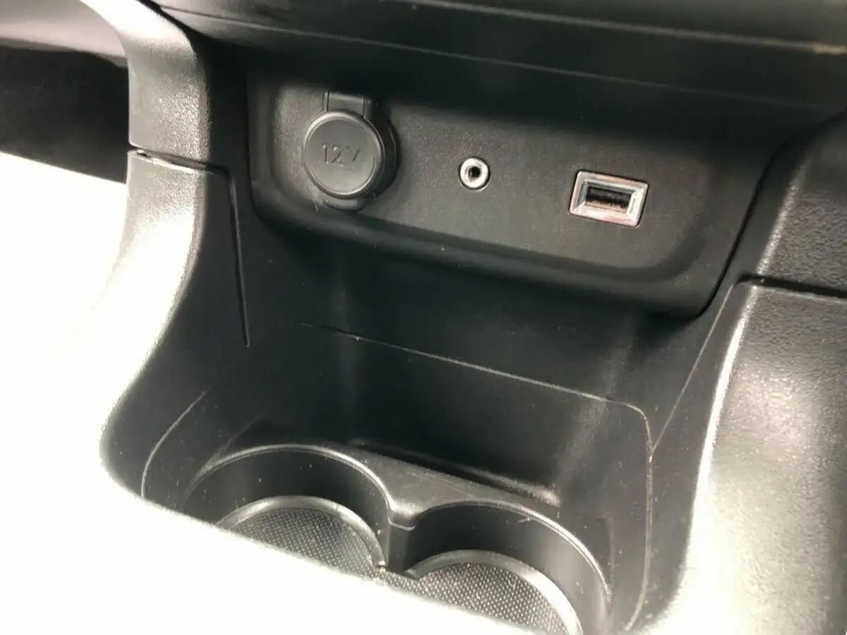 2018-citroen-c3-12-puretech-flair-110ps-ss-big-46