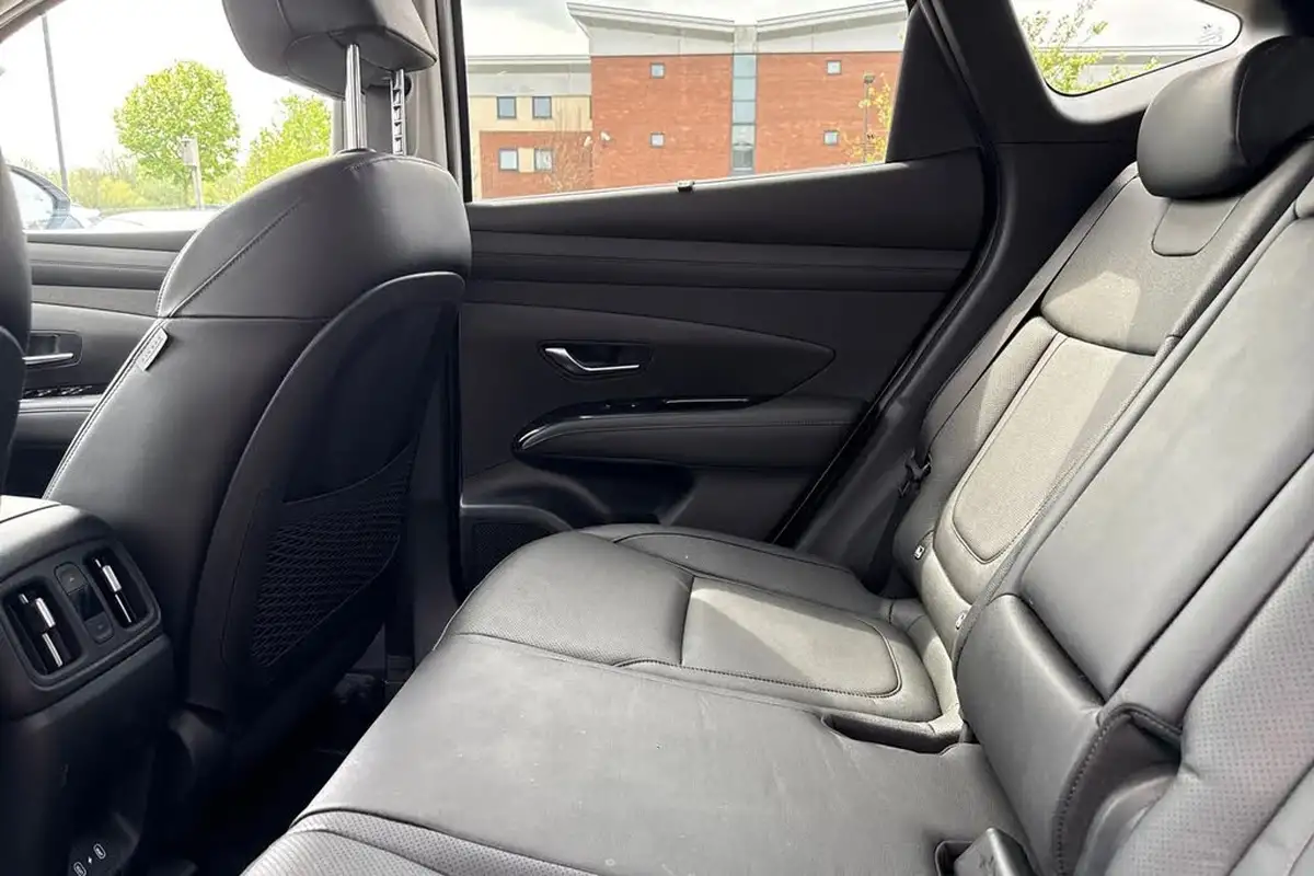 2024-hyundai-tucson-16-t-gdi-ultimate-252ps-phev-auto-big-36