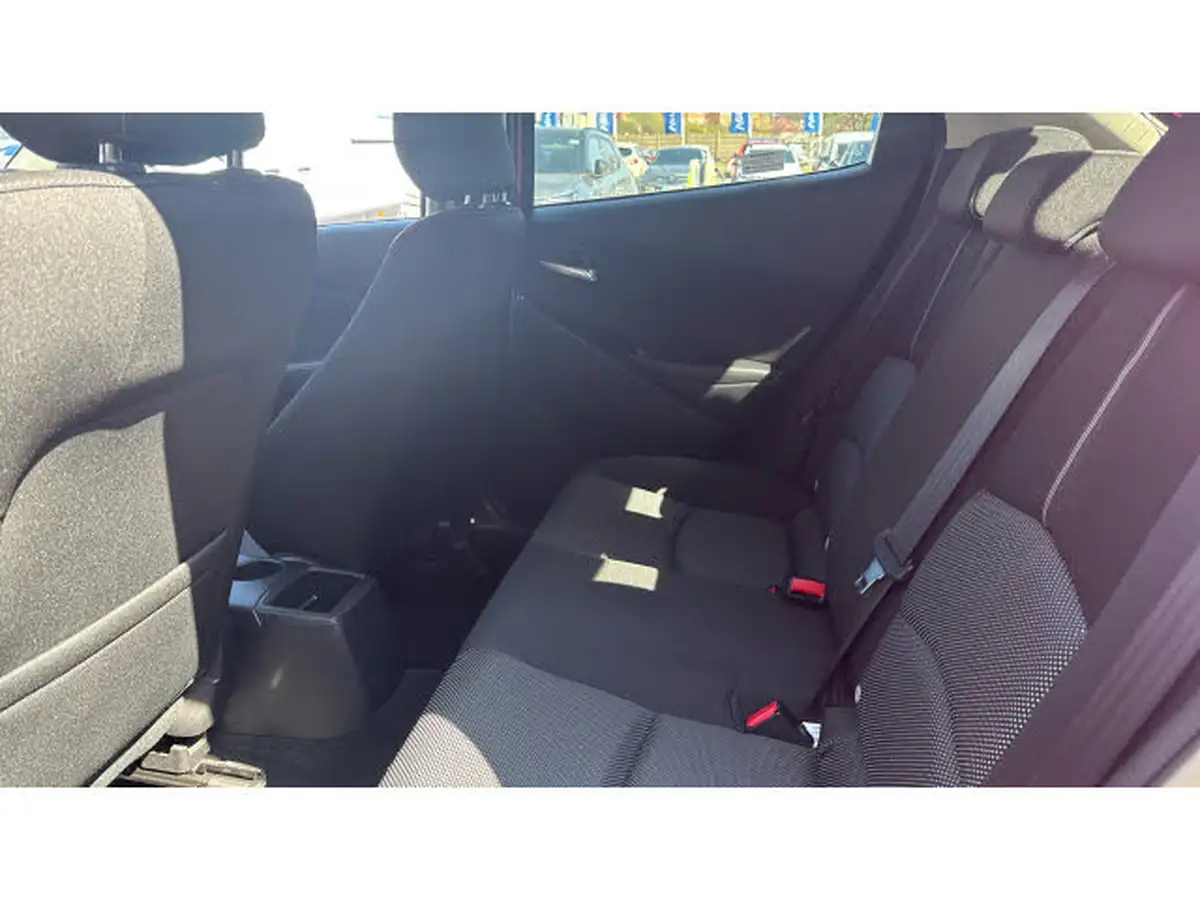2019-mazda-mazda2-15-sport-nav-big-15