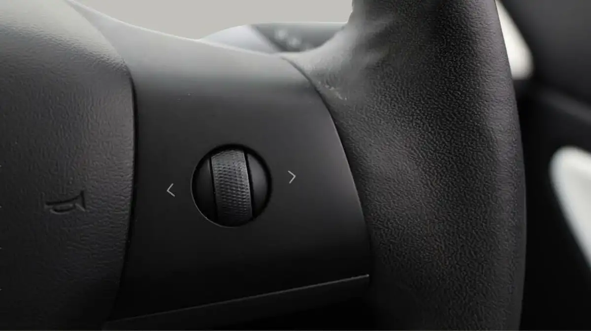 2020-tesla-model-3-e-standard-plus-big-21