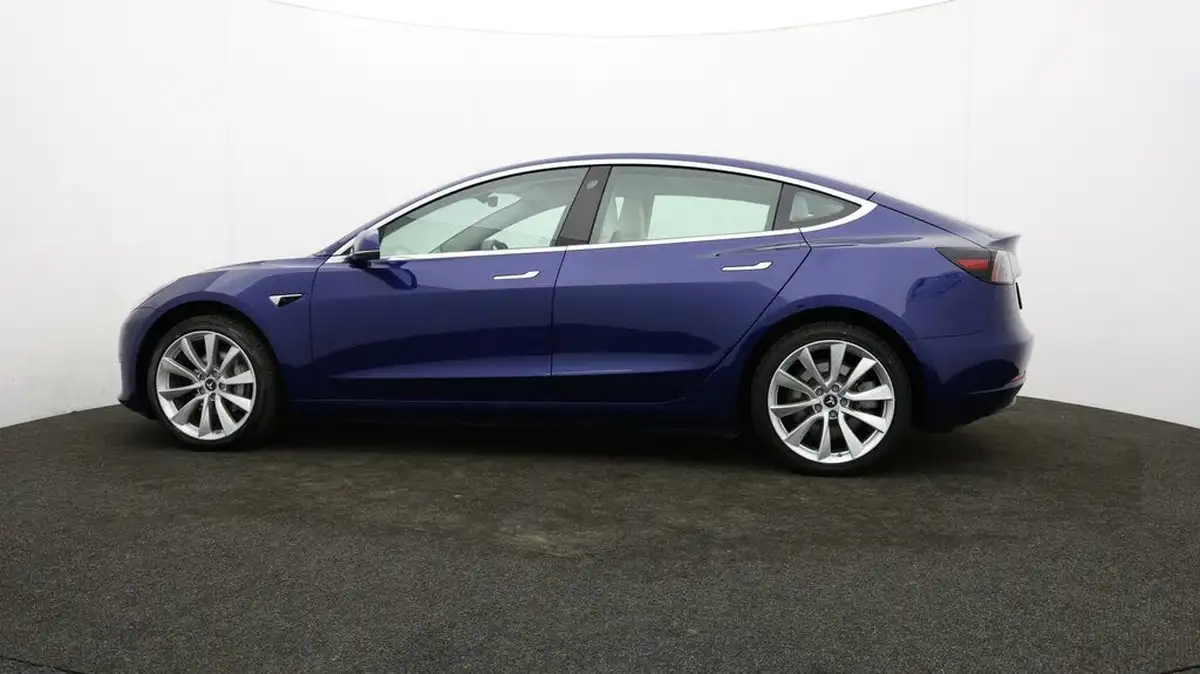2020-tesla-model-3-e-standard-plus-big-62
