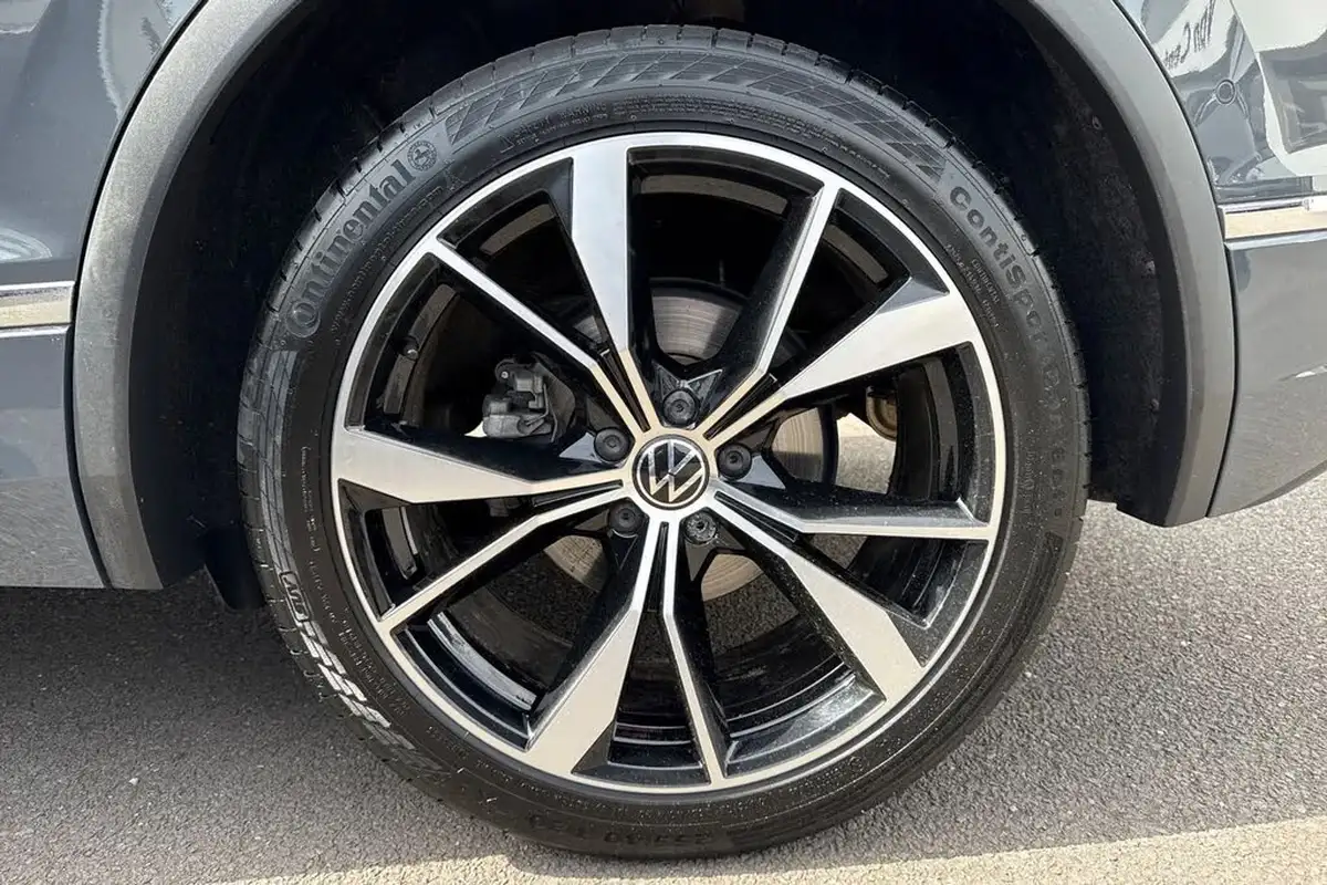 2024-volkswagen-tiguan-20tdi-r-line-edition-big-10