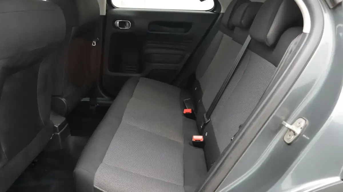 2017-citroen-c4-cactus-16bluehdi-flair-ss-etg6-big-16