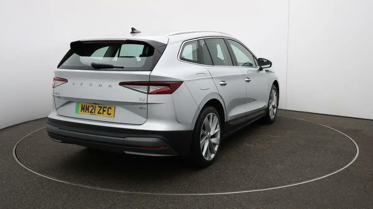 2021-skoda-enyaq-e-80-loft-82-kwh-big-47
