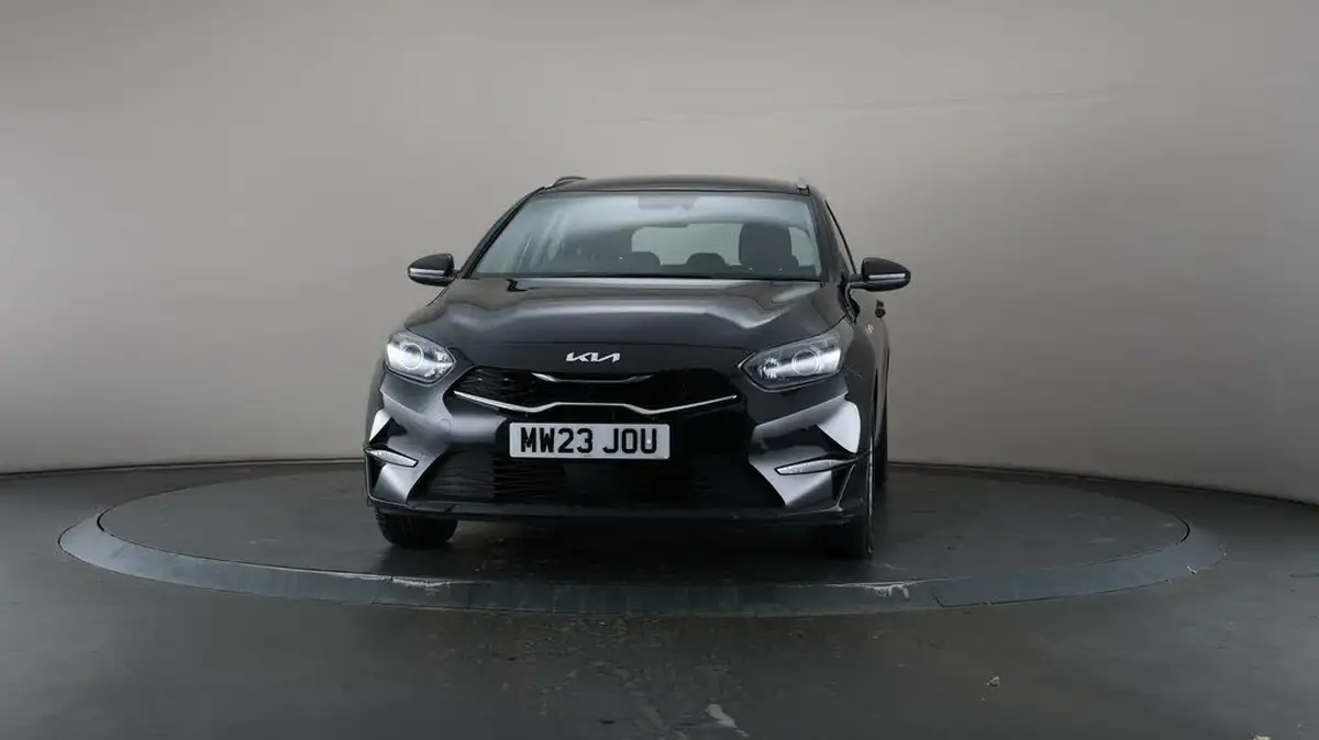 2023-kia-ceed-15-t-gdi-2-158bhp-sportswagon-big-39