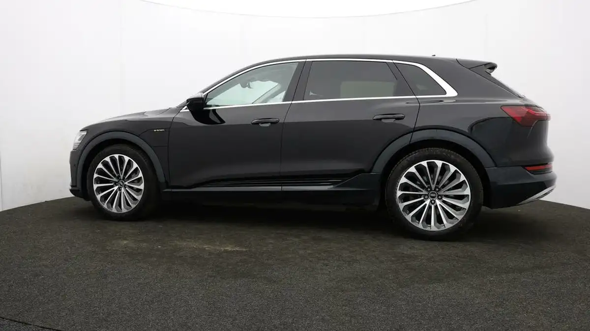 2021-audi-e-tron-50e-sport-station-wagon-big-62