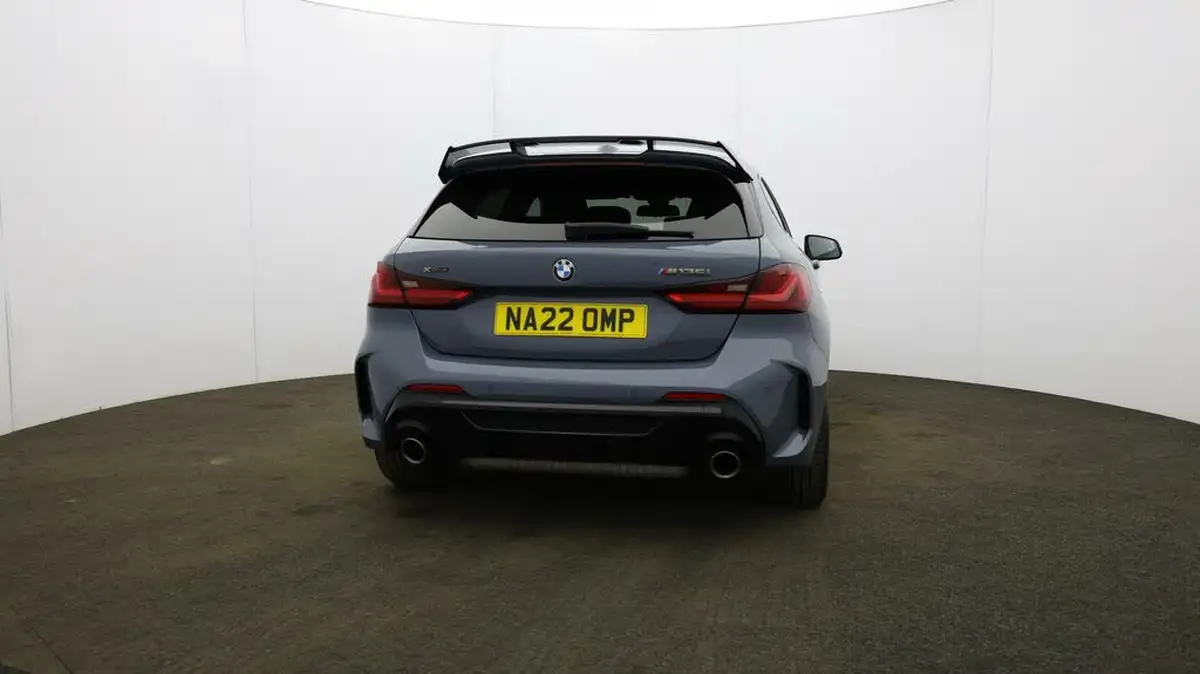 2022-bmw-1-series-20-m135i-xdrive-big-53