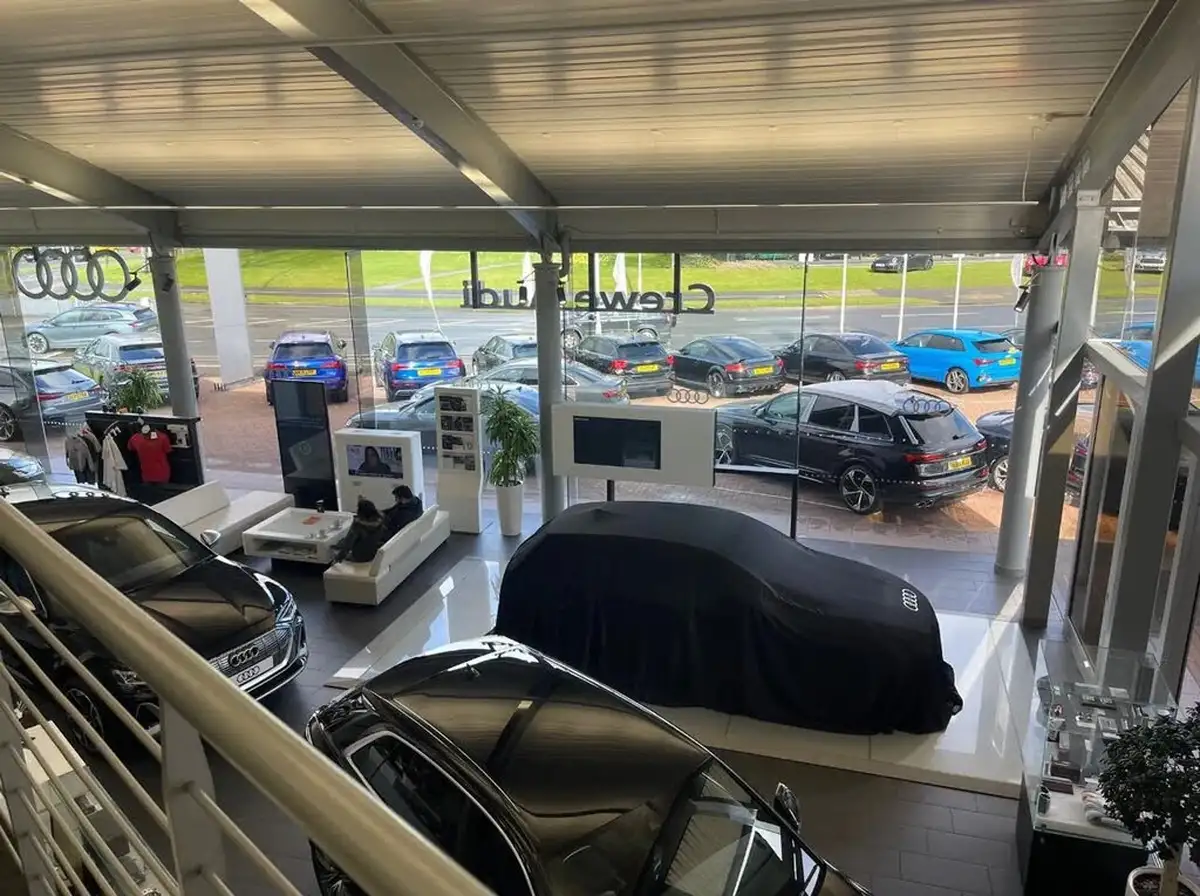 2022-audi-q2-15-35-tfsi-s-line-tronic-big-47