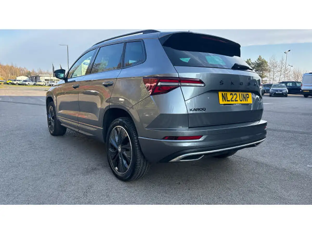 2022-skoda-karoq-15-tsi-sportline-big-55