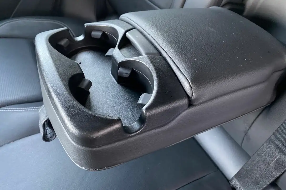 2019-jaguar-e-pace-20-i4d-r-dynamic-se-150ps-awd-auto-big-19