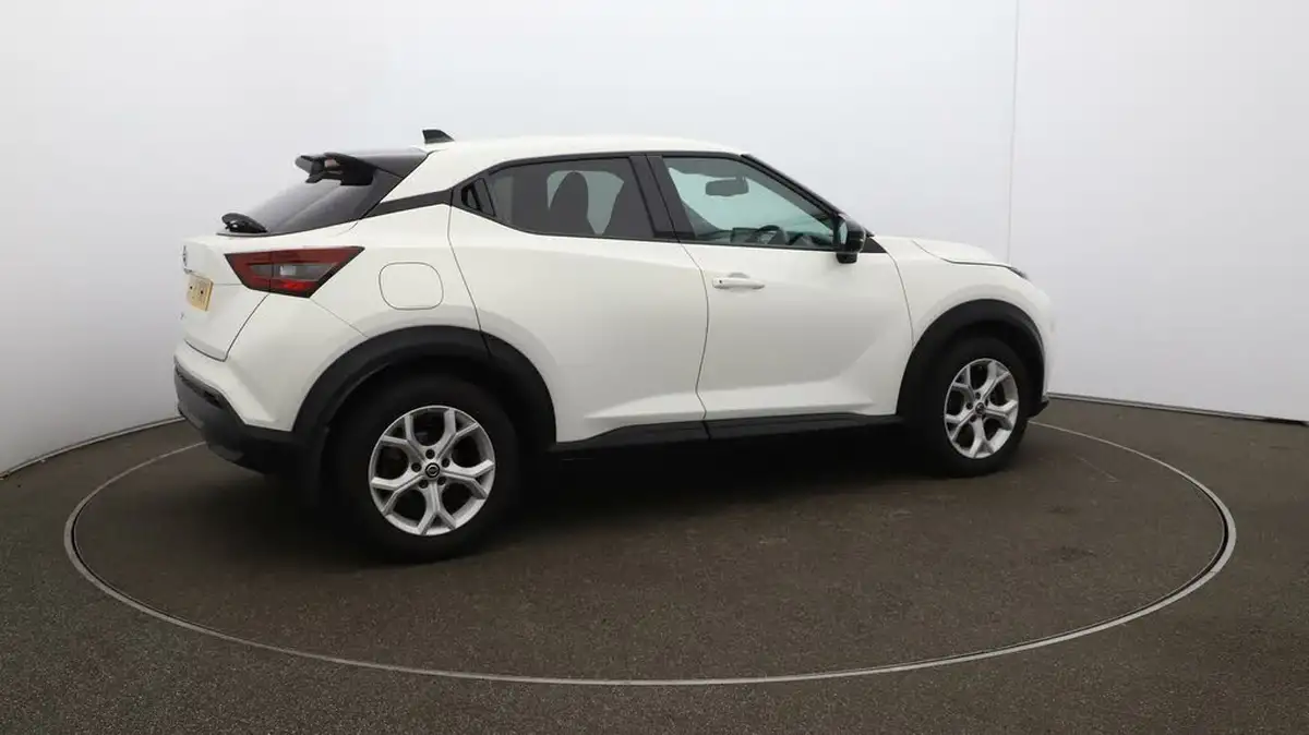 2021-nissan-juke-10-dig-t-n-connecta-117ps-dct-big-44