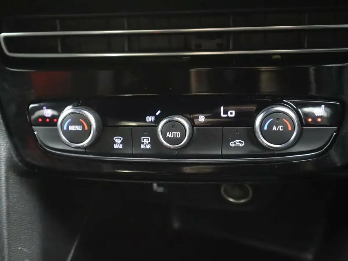 2021-vauxhall-mokka-e-sri-premium-big-20