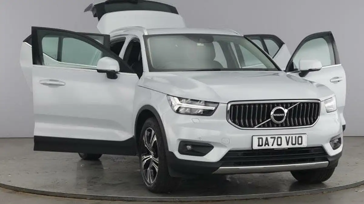 2021-volvo-xc40-20-b4-inscription-pro-197bhp-geartronic-big-8
