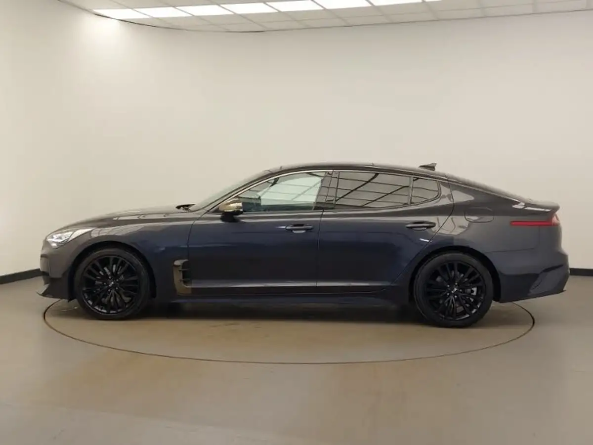2019-kia-stinger-22-crdi-gt-line-s-big-3