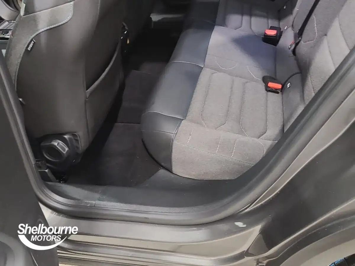 2021-citroen-c4-12-puretech-shine-130ps-big-8