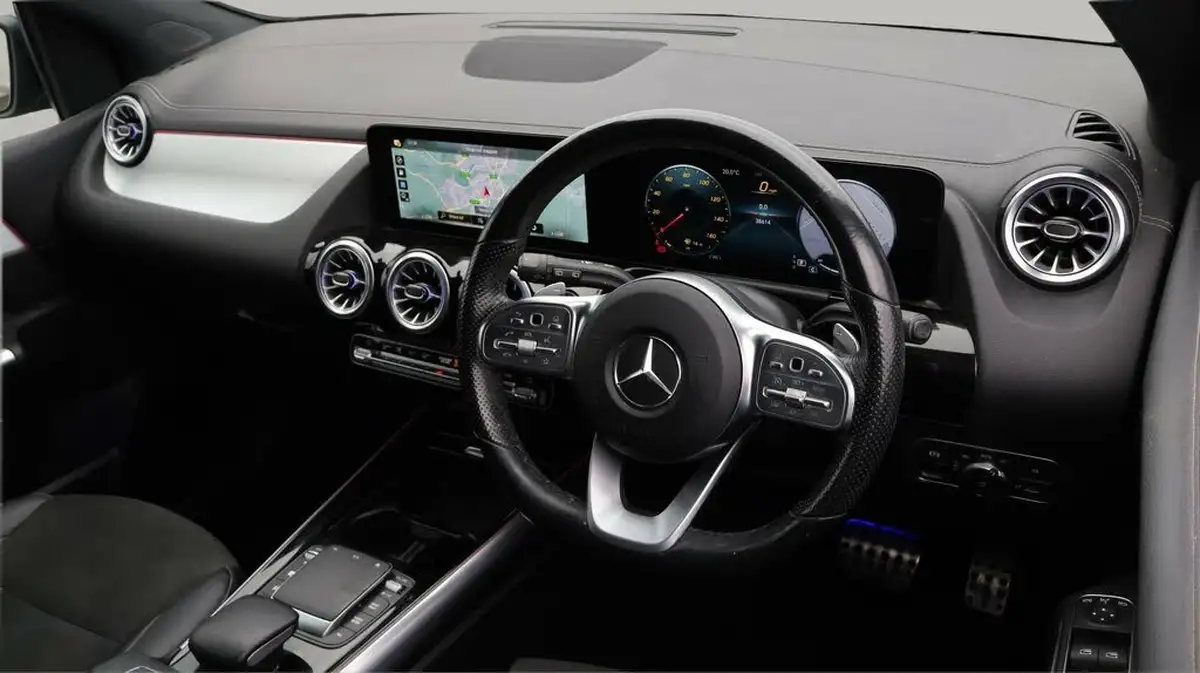 2021-mercedes-benz-b-class-13-b200-amg-line-premium-edition-big-9