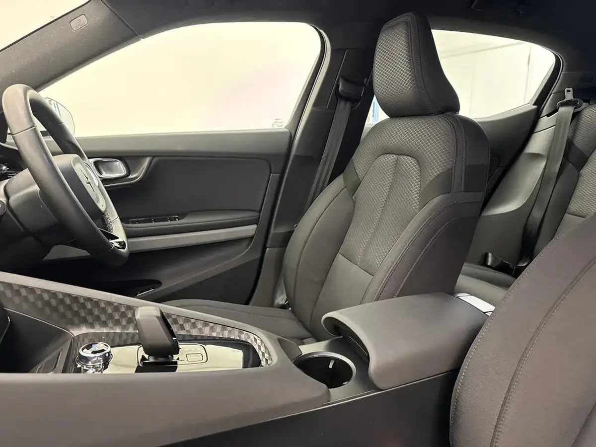 2021-polestar-polestar-2-e-ps2-165kw-standard-single-hatchback-big-13
